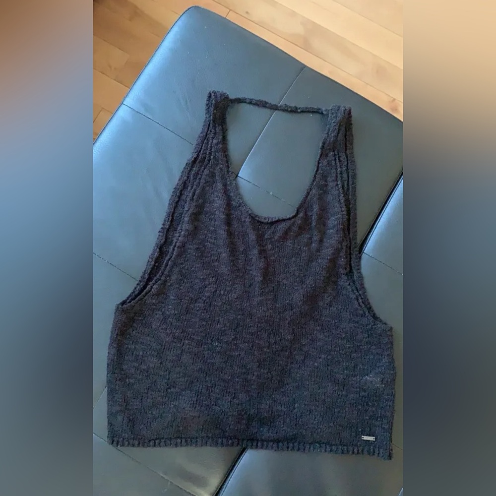 Black camisoles